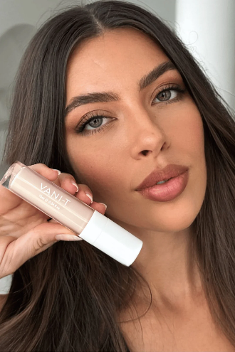 Vani-T Instant Blur HD Concealer.