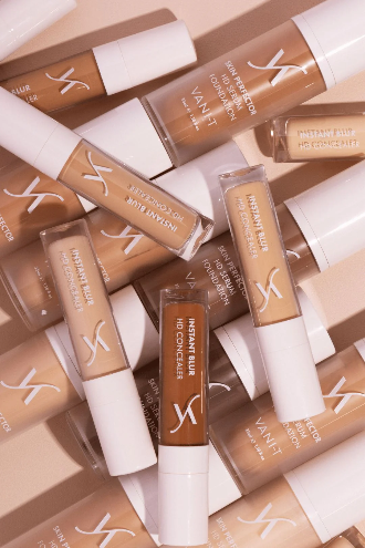 Vani-T Instant Blur HD Concealer.